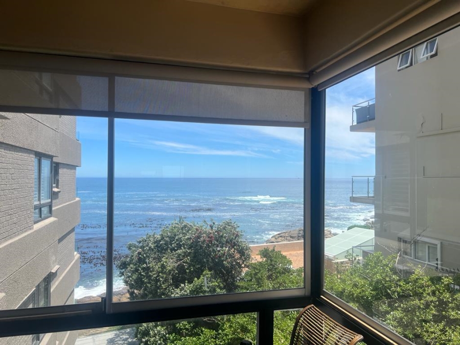 To Let 2 Bedroom Property for Rent in Bantry Bay Western Cape